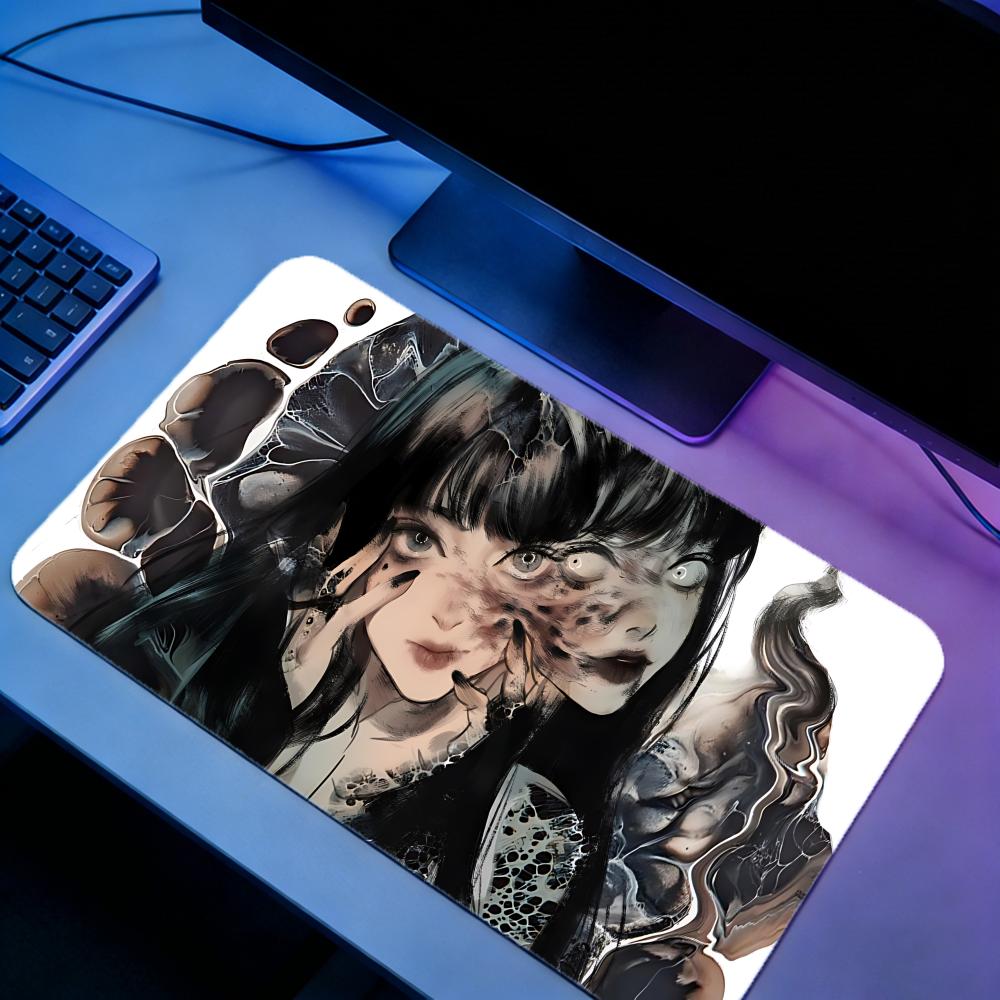 Gaming Mouse Pad JJunji Ito Co - Desk Setup Laptop And Pc recension och pris