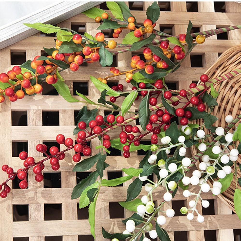 70cm Christmas Berry Branches  - Desk Setup Photo recension och pris
