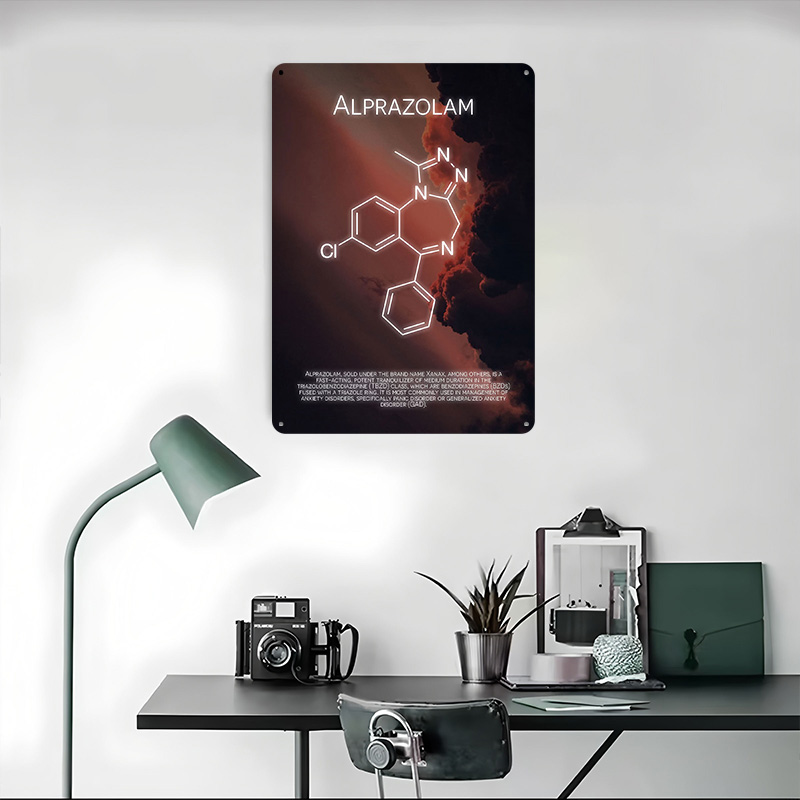 Alprazolam Molecule Tinplate P - Desk Setup Poster recension och pris
