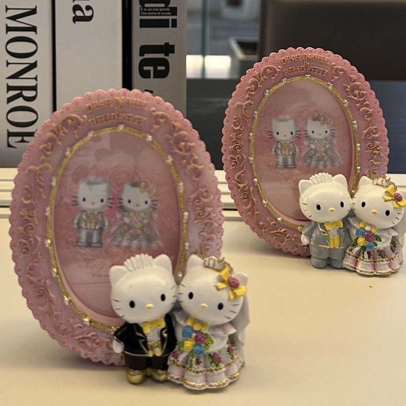 Sanrio Hello Kitty Resin Photo - Desk Setup Photo recension och pris