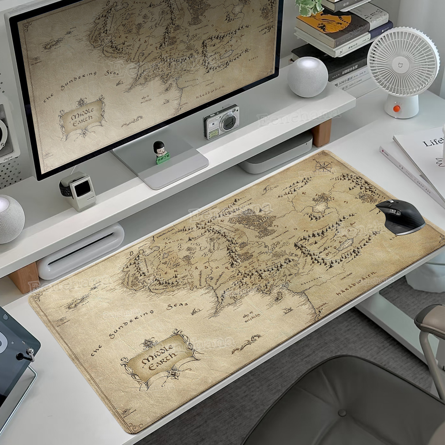The L-Lord of The Ring Large G - Desk Setup With Laptop recension och pris
