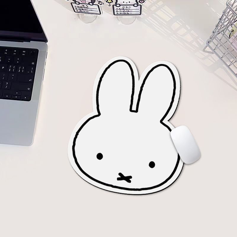 Cute Desk Mat Miffy Rabbit Car - Desk Setup Ergonomic recension och pris